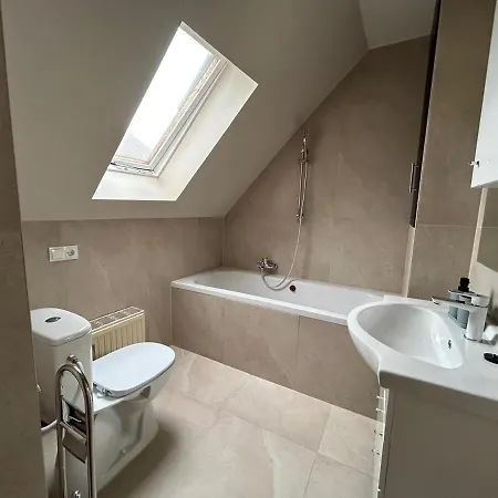 Farawayhomes Bruck An Der #5 *